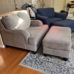 Ashley Furniture Oversized Double Chair & Ottoman Like New