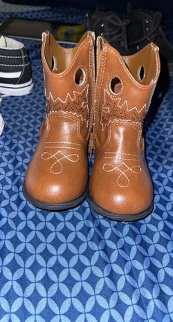 Cowboy Boots ( 6 )