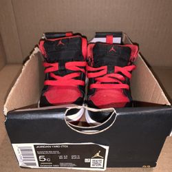 Nike Jordan 1 Toddler Red Black  Kids Mid Shoe Size 5 