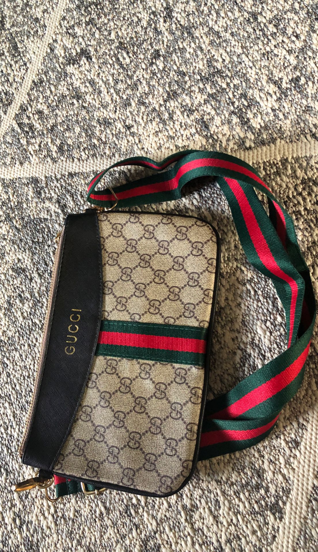 Gucci Fanny Pack/ Crossbody bag