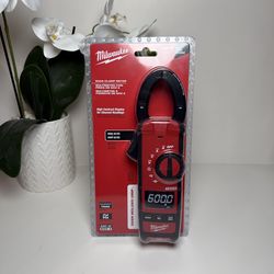 Milwaukee 600A Clamp Meter
