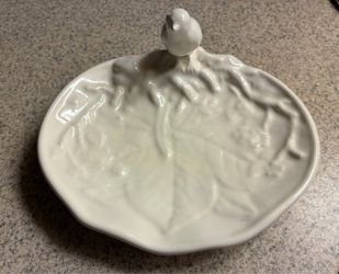 Vintage cream ware jewelry dish