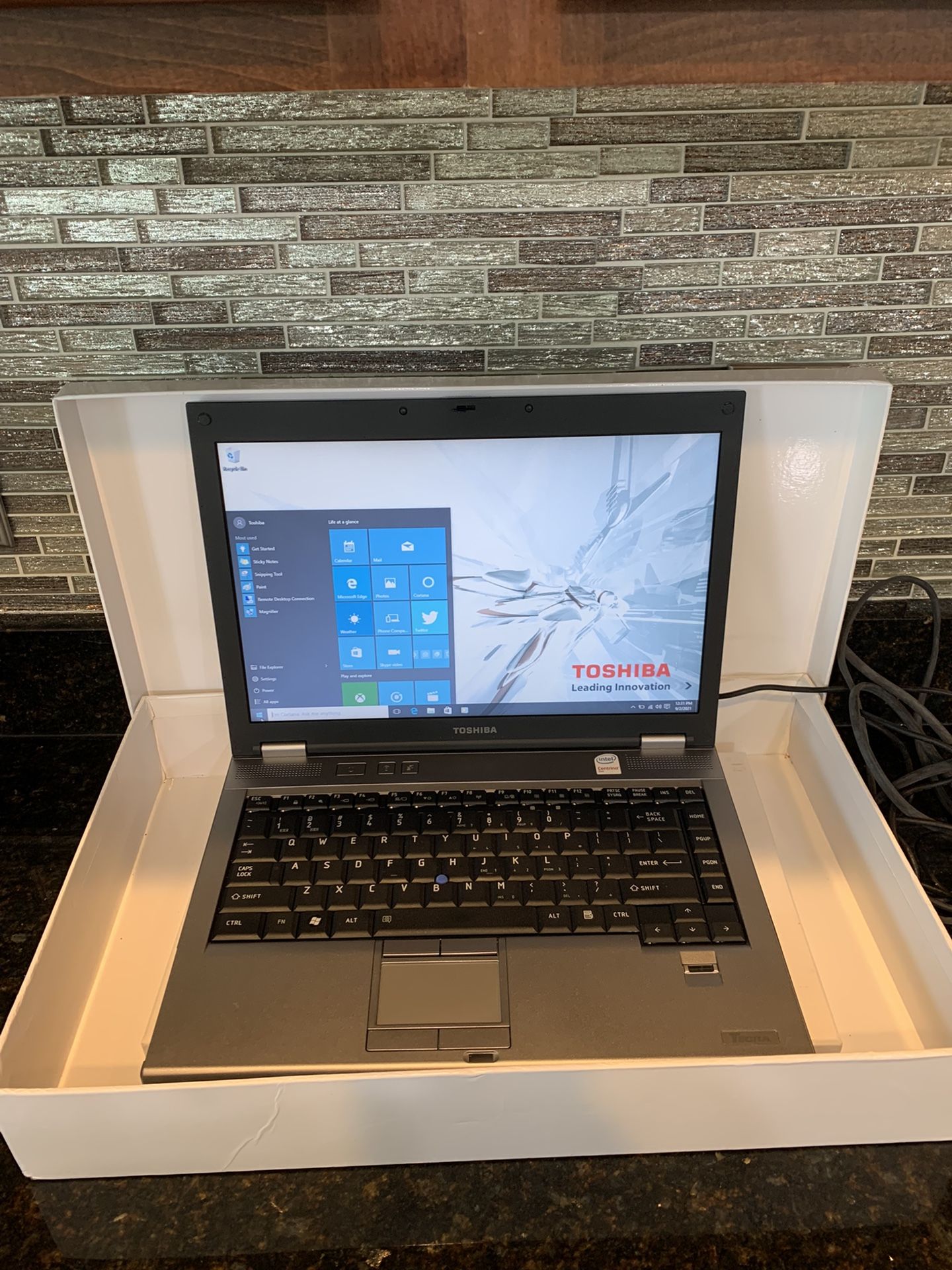 14” Toshiba Tecra M9 Laptop, with Windows 10 and Microsoft Office. Weak Battery 