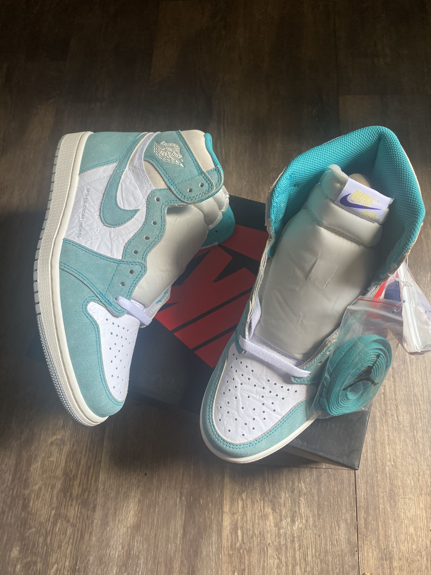 Jordan 1 Turbo Green size 10.5 (purchased from NikeSNKRS)