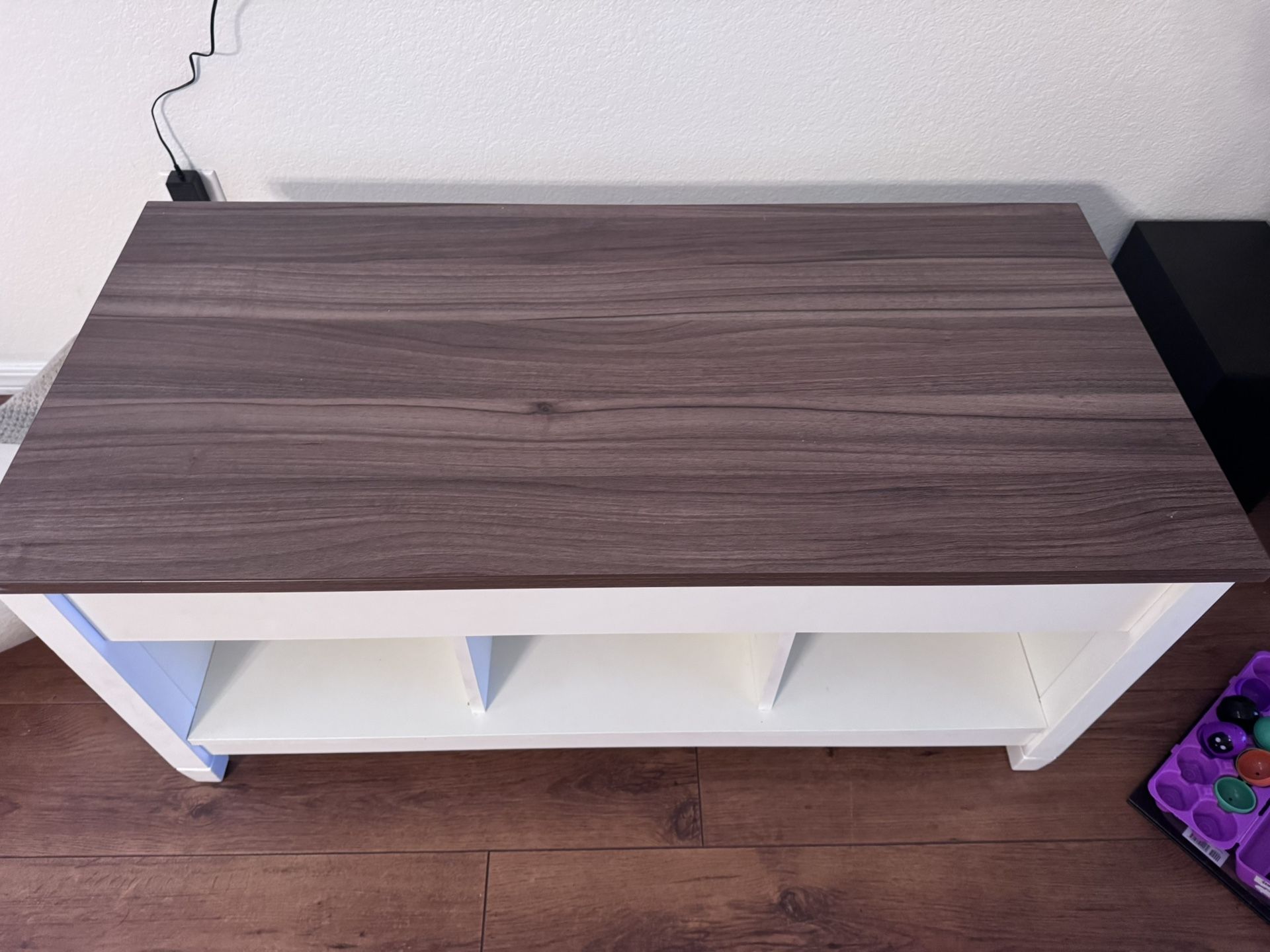 Lift Top Table