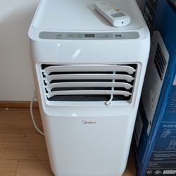 Midea MAP08R1CWT 8,000 BTU 3-In-1 Portable Air Conditioner Dehumidifier Fan