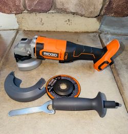 RIDGID 18V Cordless 4-1/2 in. Angle Grinder (Tool Only) new