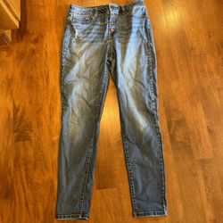 Woman’s Maurice’s High Rise Jeans Shipping Available 