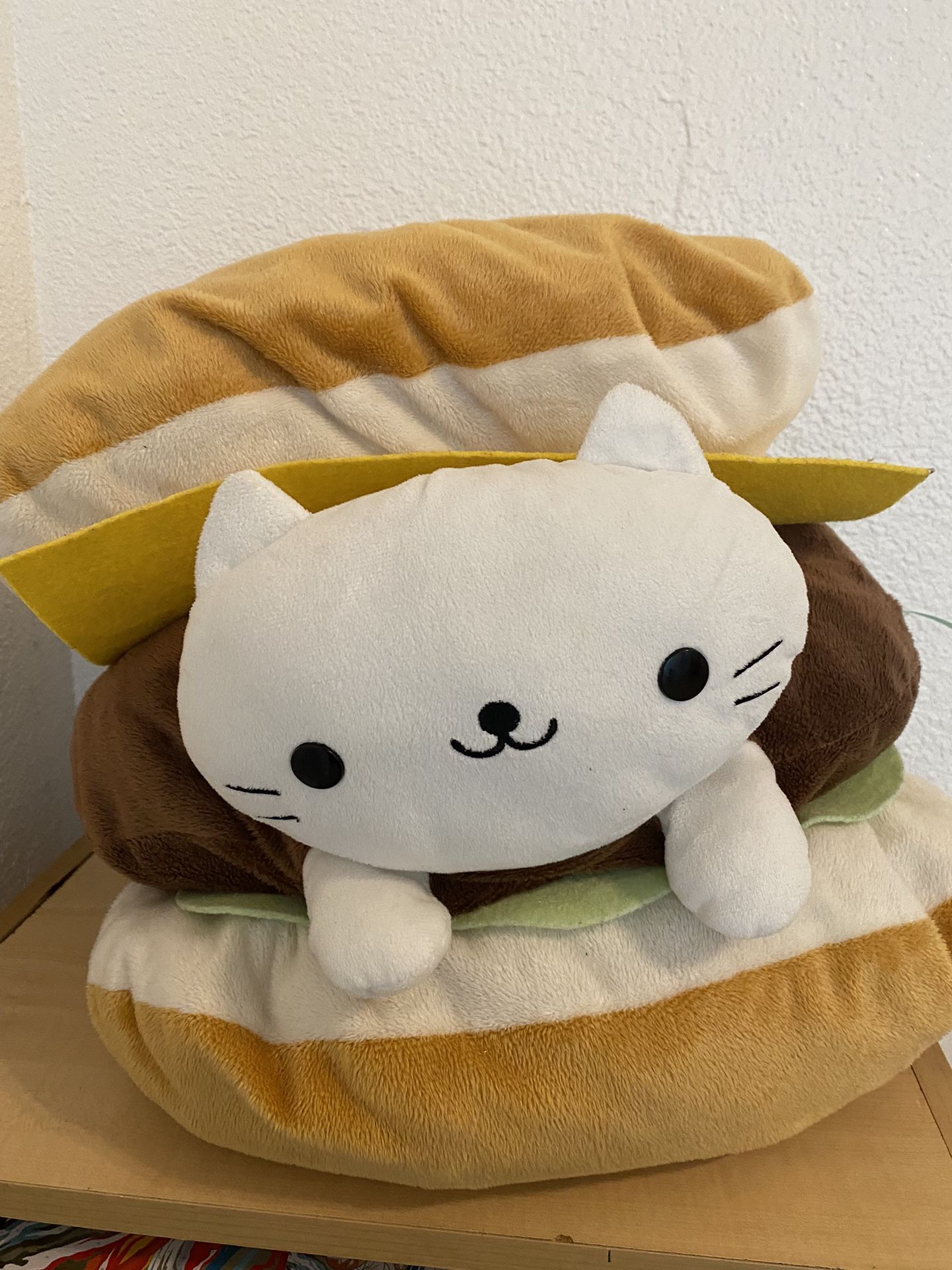 Jumbo Nyan Neko Cheeseburger Plush