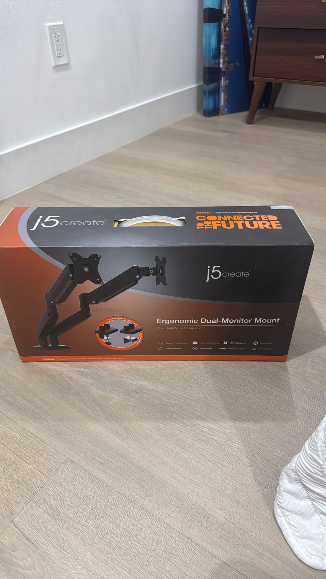 J5 Create Monitor Mount
