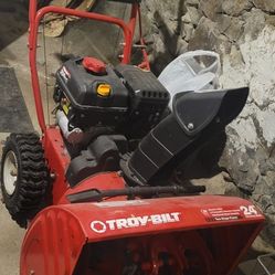 Snow Blower Troy-Bilt Storm 2410 208cc