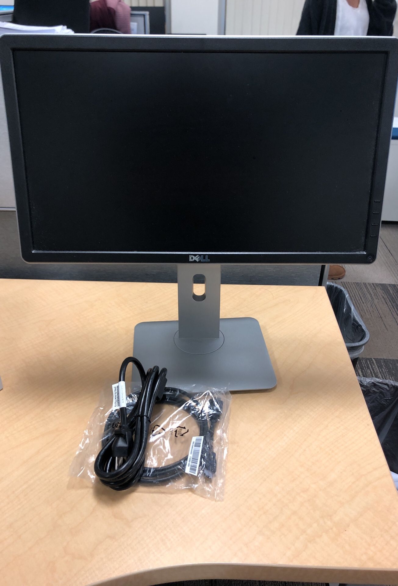 Dell computer monitor