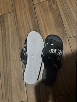 Dior slides