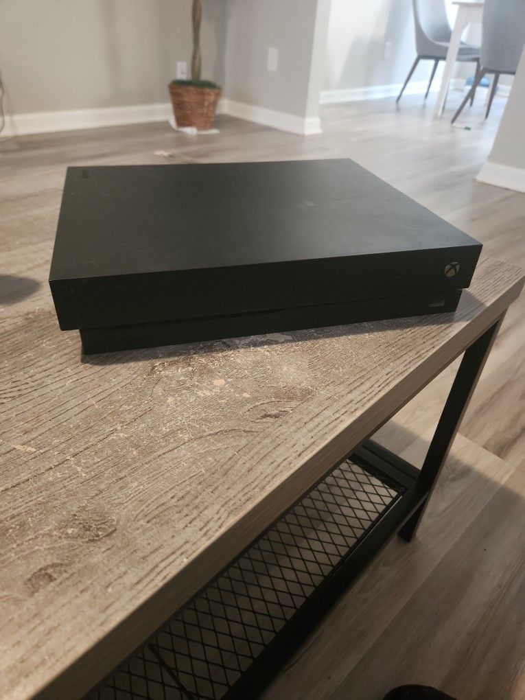 Xbox ONE X
