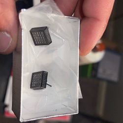 mens 1/3 ct tw color-enhanced black diamond 