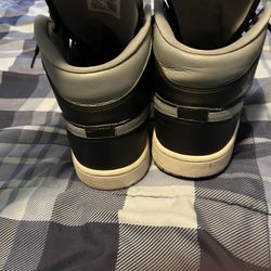 nike air jodan 1 mid 