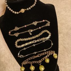 5 Gold And Silver Tone Bracelets …all Different Styles 