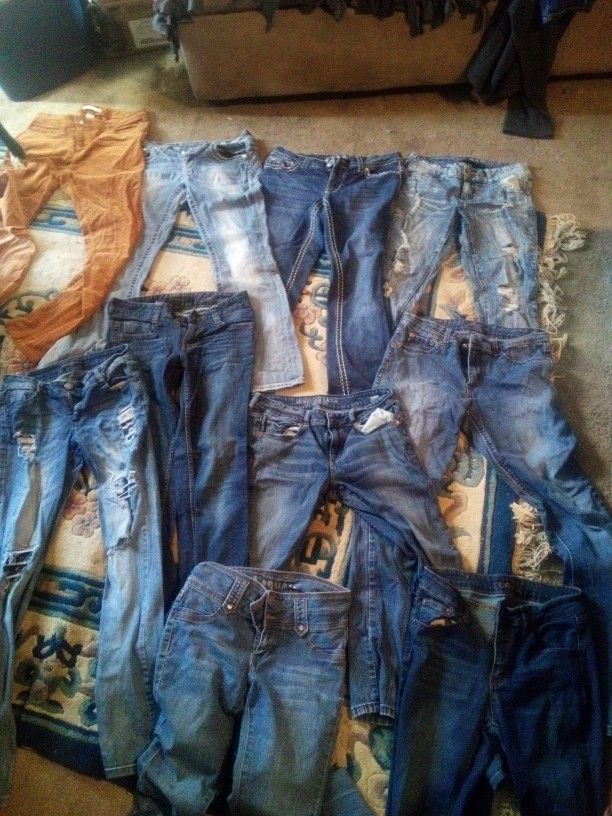Lady's Size 7/8 jeans..10 Pairs All For One Price
