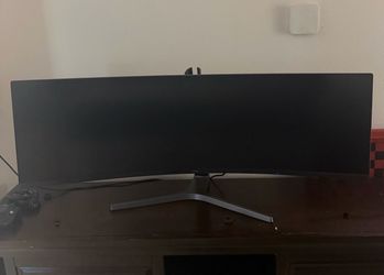 Samsung CRG9 49” Ultrawide Gaming Monitor