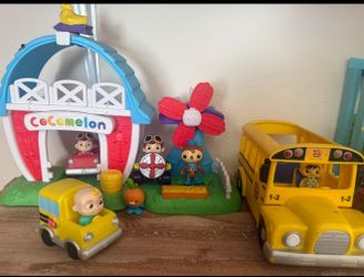 Co Co Melon Play Set, Bus & Figurines