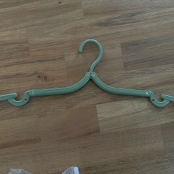 Collapsible Travel Hangers, Sage Green