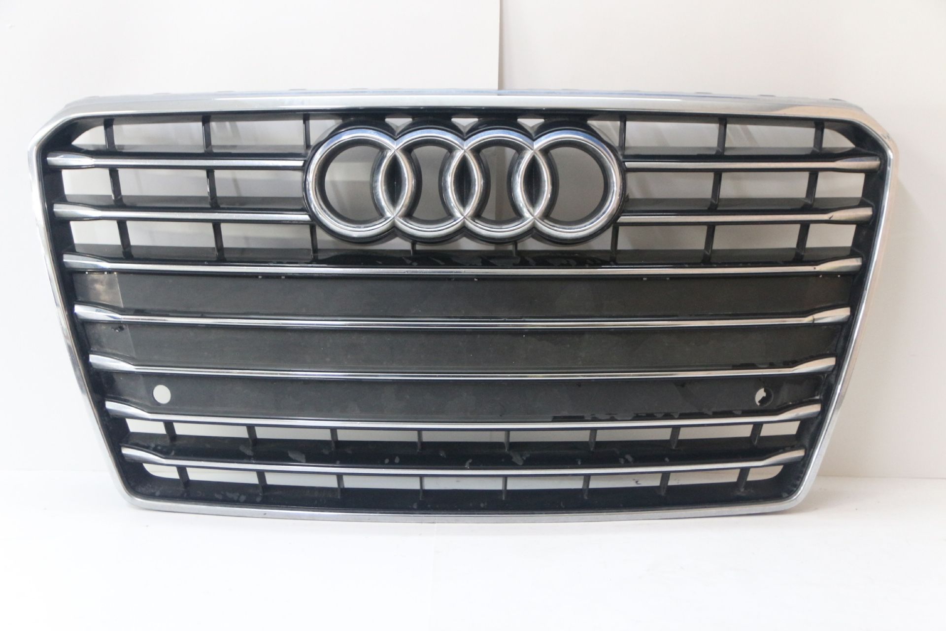 2016-2018 AUDI A7 FRONT GRILLE  OEM