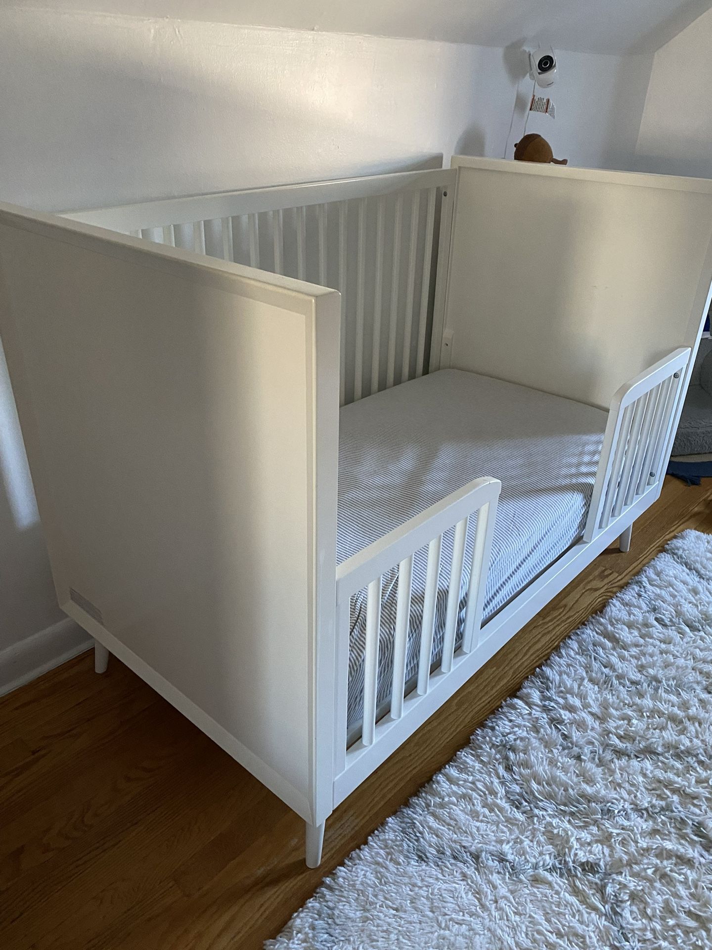 convertible crib from West Elm