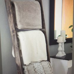 Blanket/Quilt/Towel Display