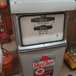 Texaco Sky Chief Gas Pump
