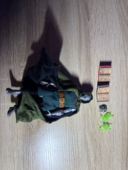 Custom Doctor Doom marvel legends with Accessories