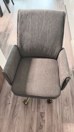 OFFICE Swivel Chair