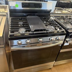 Samsung 30” Gas range