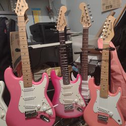 Small Harmony Guitar EXC Setup & String & Amp & Bag 