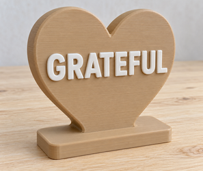 Grateful Heart Desk Plaque, Thanksgiving Shelf Decor, Custom Heart and Lettering Colors