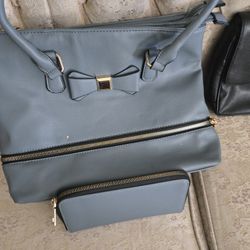 Blue Purse And Wallet 