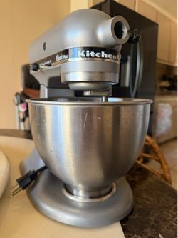 KitchenAid Classic plus mixer