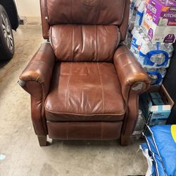 Electrical Reclining Chair For $20