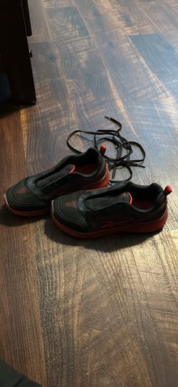 Boys Size 3 Light Up Reebok