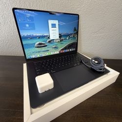 MacBook Air 15” 2025 M4 16GB RAM 512GB SSD