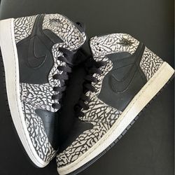 Jordan 1 High Black Elephant Size 7 Youth