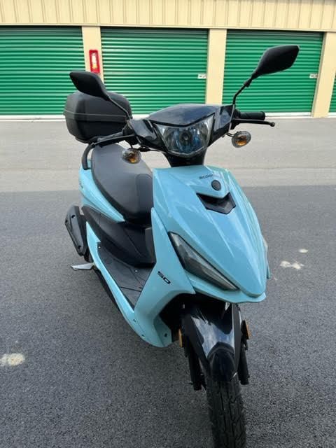 49 cc Scooter 