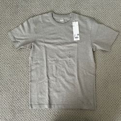 Uniqlo Crew Neck T-shirt (Size S) in Japan Sizing