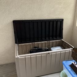 Outdoor Bench 
