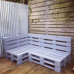 Wood Pallets Perfect for DIY Make your Pinterest project!