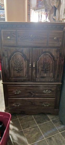 Armor dresser