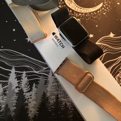 Apple Watch 38mm With Straps