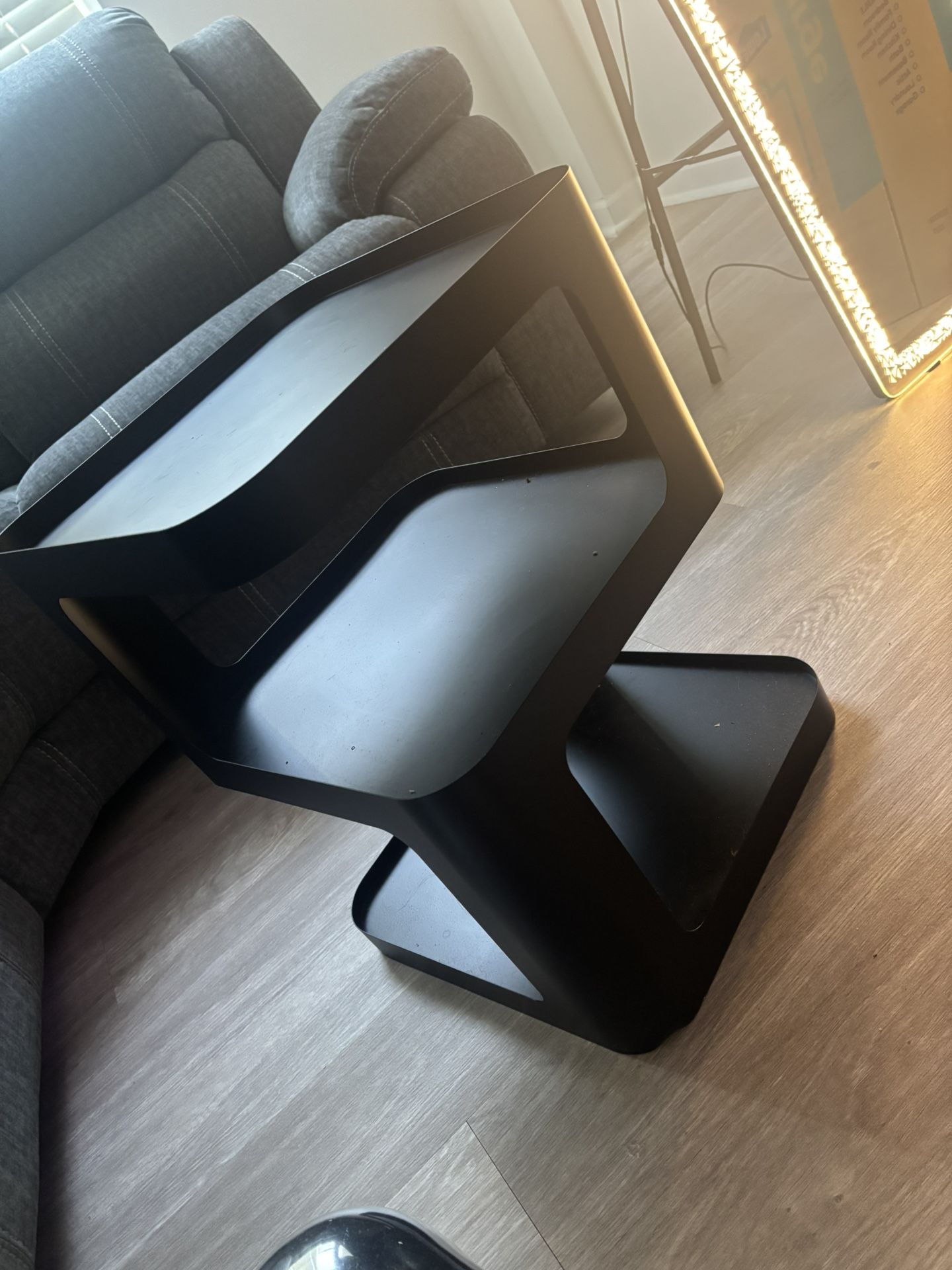 One Time Use Black Side Stand