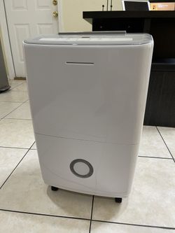Dehumidifier 70 Pint Frigidaire