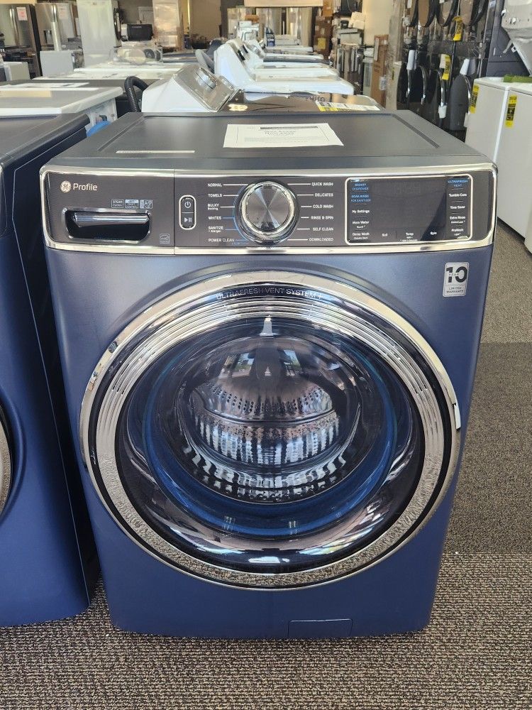 Profile 5.3 cu. ft. Smart Front Load Washer in
Sapphire Blue W/OdorBloc k UItraFresh Vent
System, Microban, Tler 2 EStar
