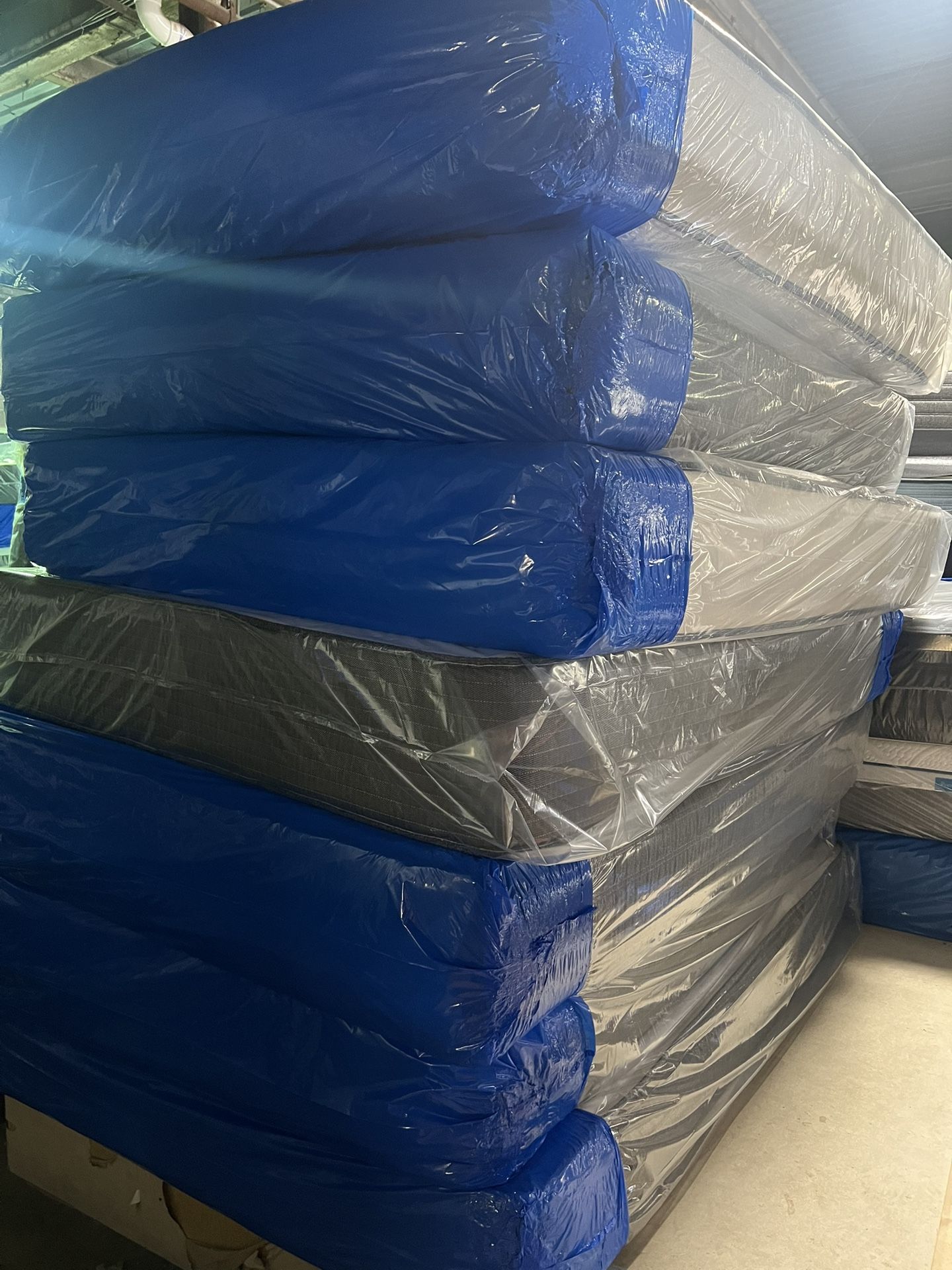 Bed Special. $199 New Posturepedic Posturepride Mattress Sets. Twin, Full Or Queen. Free Boxspring Included 